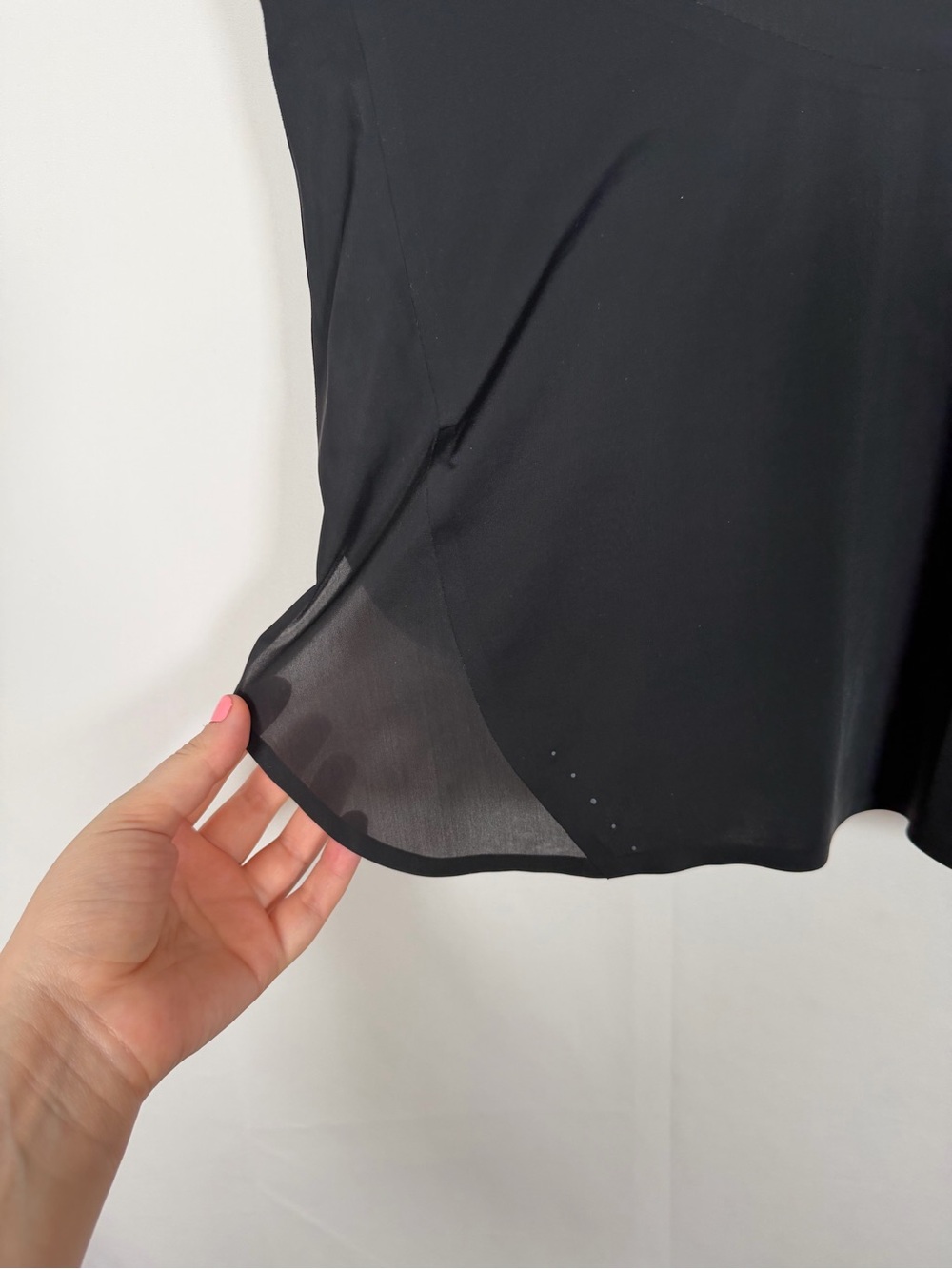 Athleta‎ Black Mesh-Back Flow Tank - Picture 4 of 8